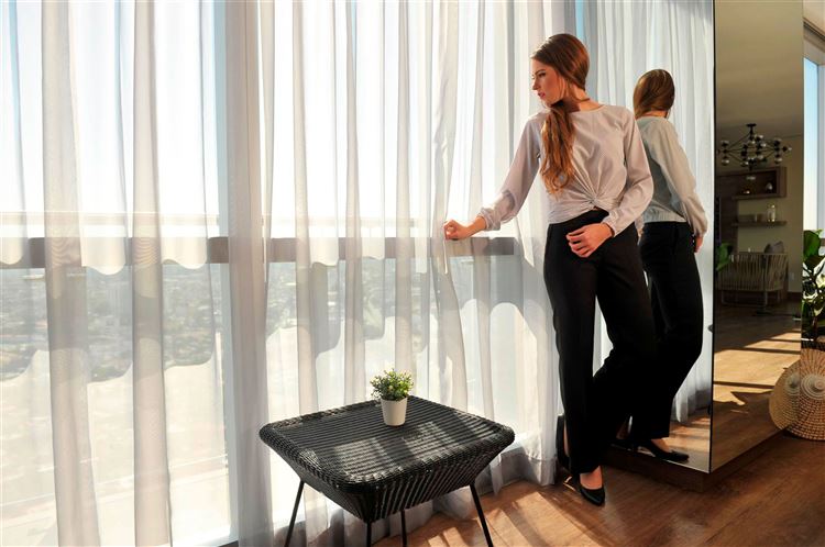 thumbnail Dama y Caballero